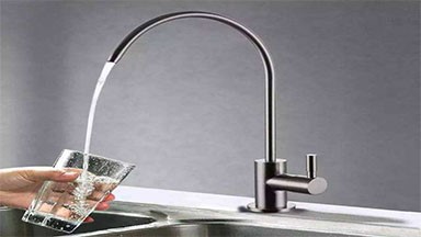 管道直飲水和桶裝水哪個更好？